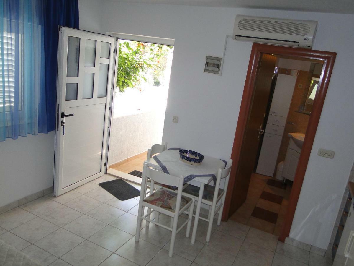 Mir Apartments Primošten Εξωτερικό φωτογραφία