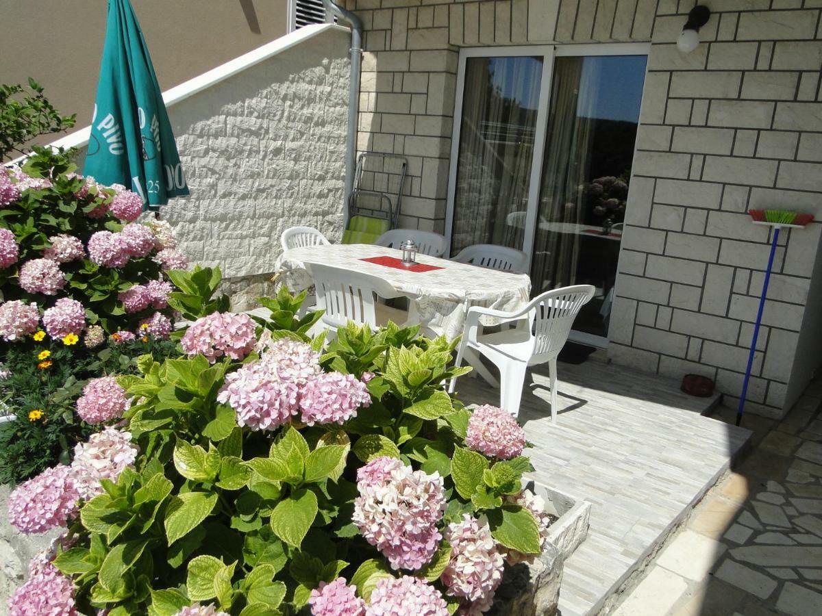 Mir Apartments Primošten Εξωτερικό φωτογραφία